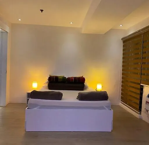 Apartment Cozy60sqm 1br Balcony/prking/wifi/ntflix Near Mall Manila