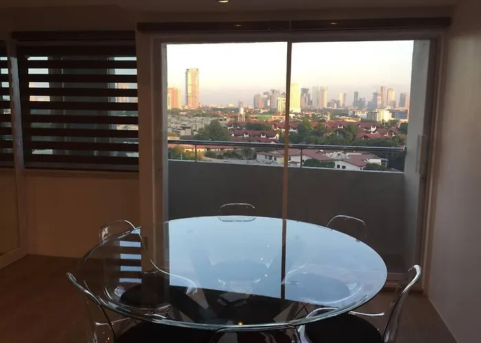 Cozy60sqm 1br Balcony/prking/wifi/ntflix Near Mall Manila